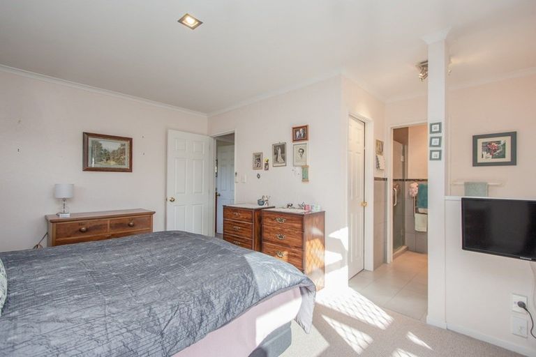 Photo of property in 16 Stanley Drive, Lynmore, Rotorua, 3010