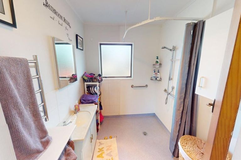 Photo of property in 3 Pryde Place, Feilding, 4702