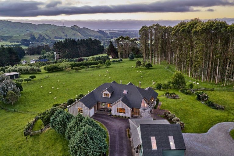 Photo of property in 92 Kaitawa Road, Hautere, Otaki, 5582