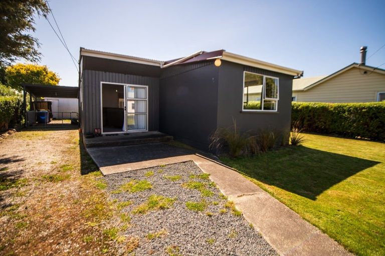 Photo of property in 11 Noble Street, Owaka, 9585