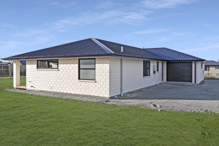Photo of property in 20 Grandvue Drive, Twizel, 7901