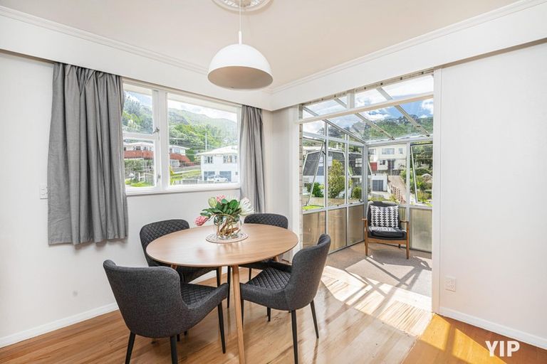 Photo of property in 7 Arapiko Street, Johnsonville, Wellington, 6037