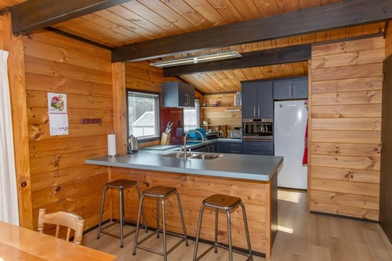 Photo of property in 22 Mowhanau Drive, Kai Iwi, Whanganui, 4574