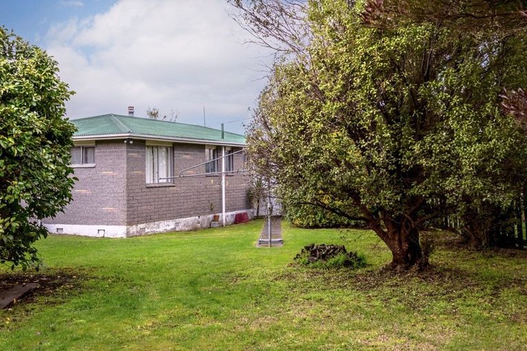 Photo of property in 13 Farrier Grove, Featherston, 5710
