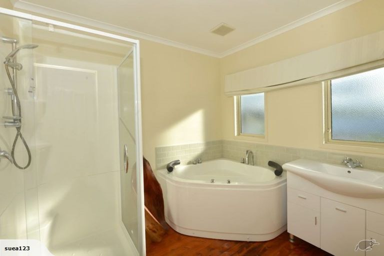 Photo of property in 43 Tuturu View, Ruakaka, 0116