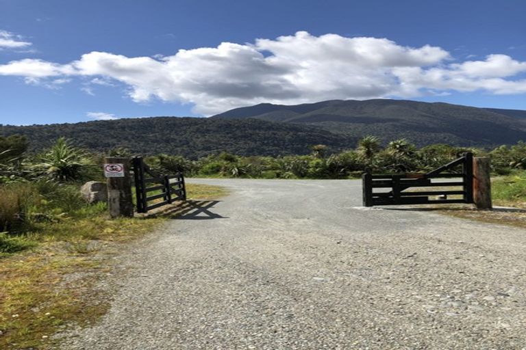 Photo of property in 7/2382 Lake Brunner Road, Inchbonnie, Kumara, 7875