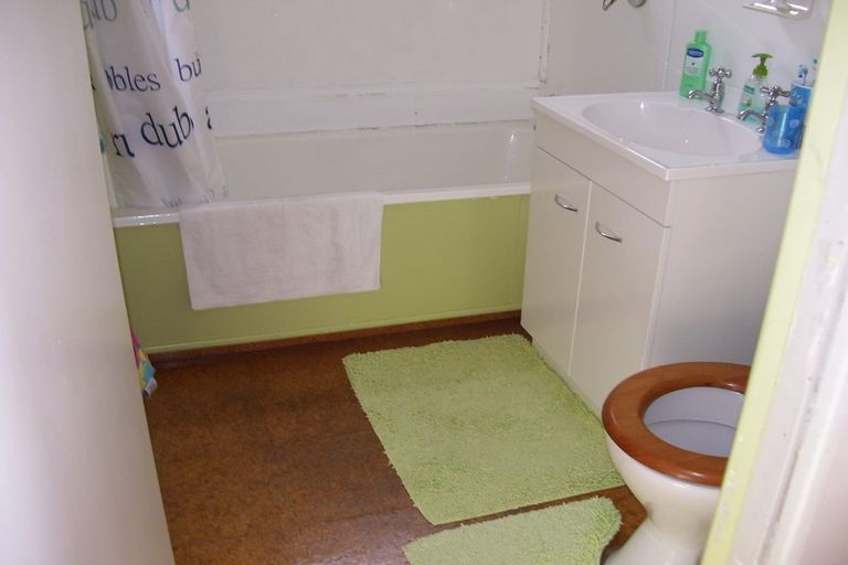 Photo of property in 1/22 Martindales Road, Heathcote Valley, Christchurch, 8022