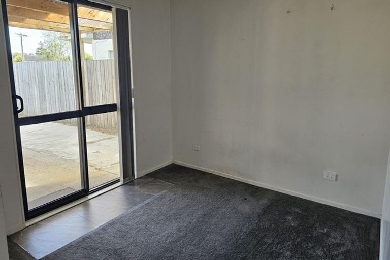 Photo of property in 372 Swanson Road, Ranui, Auckland, 0612