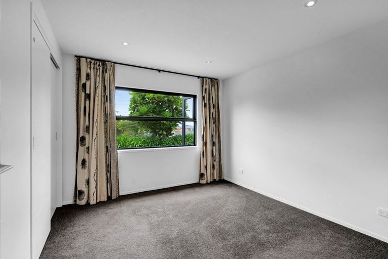 Photo of property in 43 Nugent Street, Bell Block, New Plymouth, 4312