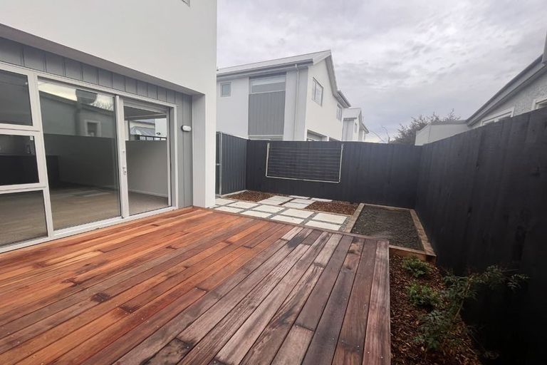 Photo of property in 4/51 Hills Road, Edgeware, Christchurch, 8013