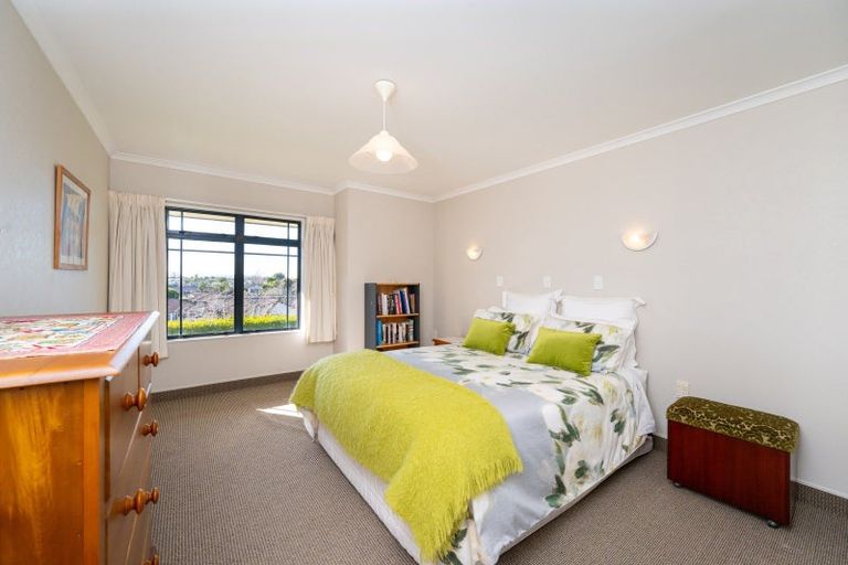 Photo of property in 41 Hetley Crescent, Taradale, Napier, 4112