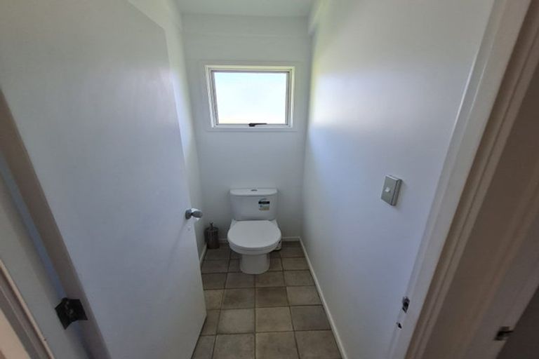 Photo of property in 16 Unity Road, Waitakere, Auckland, 0781