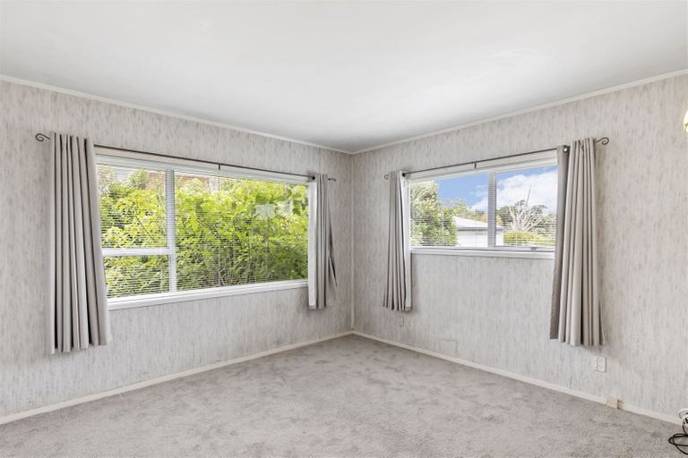 Photo of property in 53 Sunnynook Road, Forrest Hill, Auckland, 0620