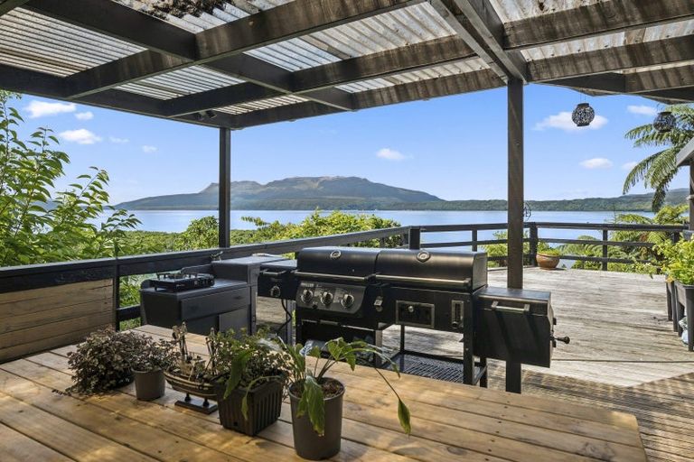 Photo of property in 62 Spencer Road, Lake Tarawera, Rotorua, 3076