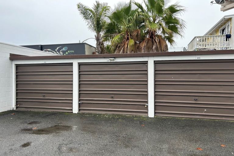 Photo of property in 235 Marine Parade, Napier South, Napier, 4110