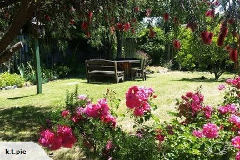 Photo of property in 1/25 Otupai Street, Two Mile Bay, Taupo, 3330
