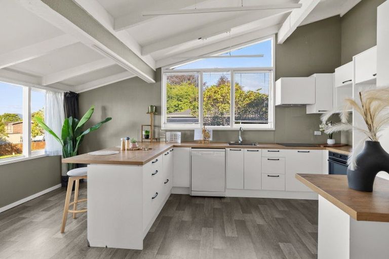 Photo of property in 9 Wychwood Crescent, Springfield, Rotorua, 3015