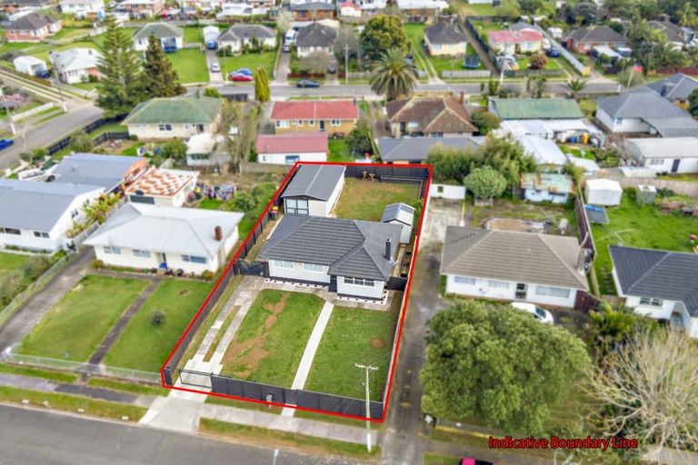 Photo of property in 19 Awatere Street, Clover Park, Auckland, 2023