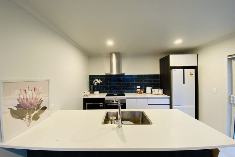 Photo of property in 2/12 Scotland Place, Hillcrest, Hamilton, 3216