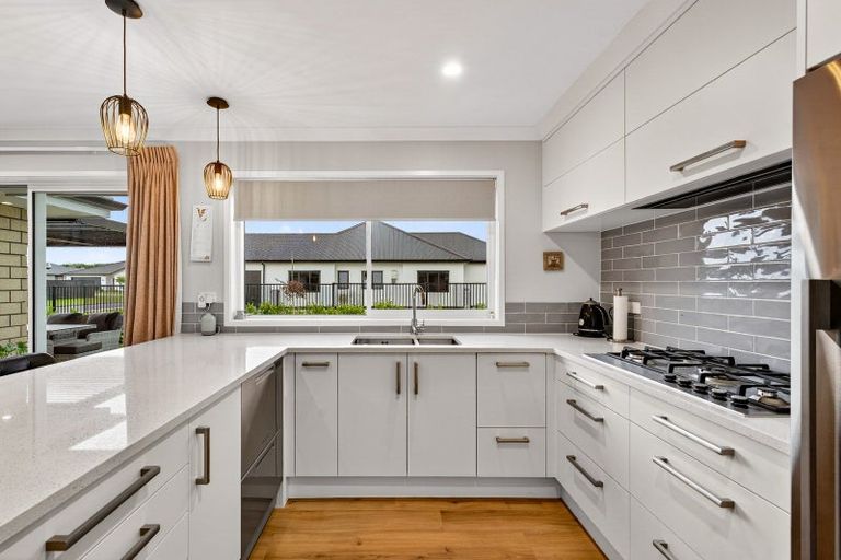 Photo of property in 1 Te Ara Matipou, Frimley, Hastings, 4120