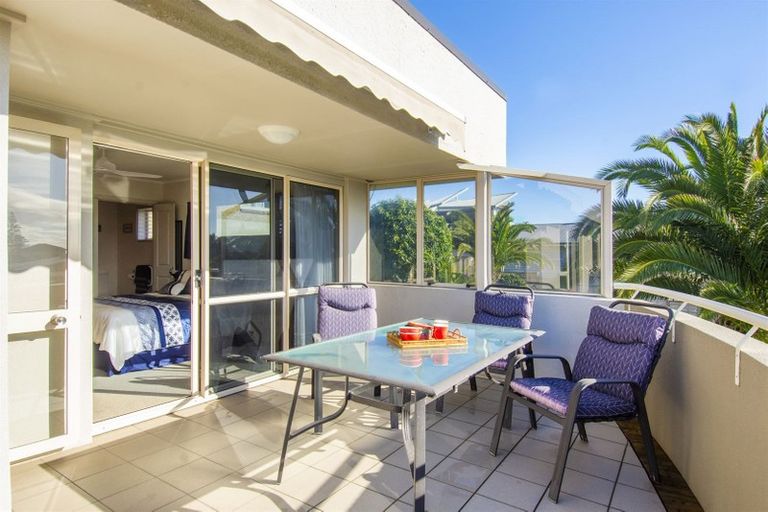 Photo of property in 110a Oceanview Road, Mount Maunganui, 3116