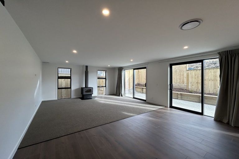 Photo of property in 12 Grain Close, Jacks Point, 9371