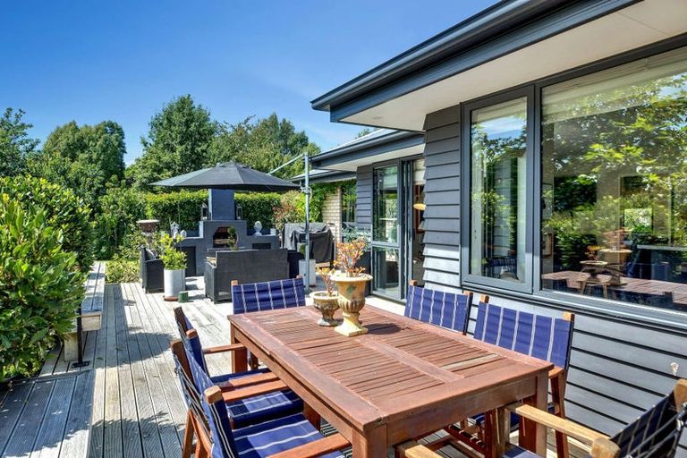 Photo of property in 75 Willowside Place, Amberley, 7410