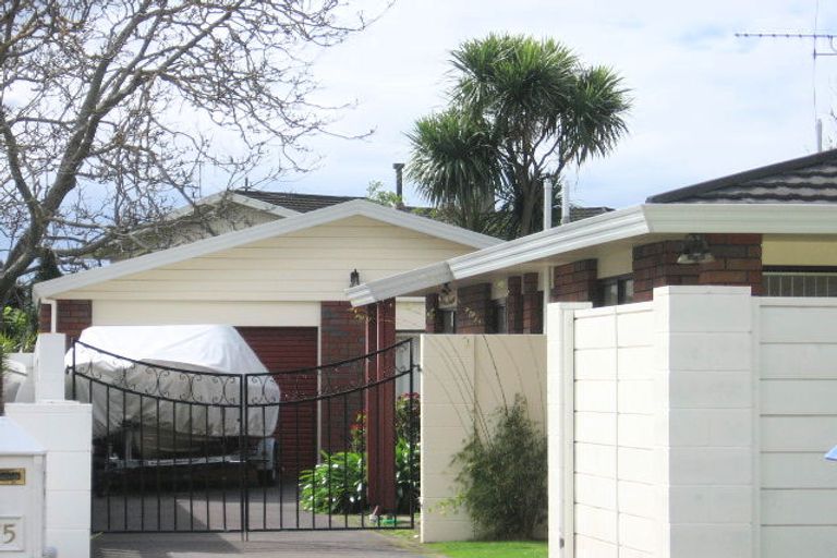 Photo of property in 73 Waratah Street, Matua, Tauranga, 3110