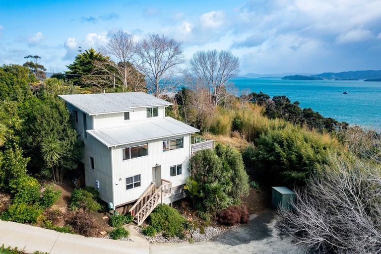 Photo of property in 64 Reotahi Road, Whangarei Heads, Whangarei, 0174