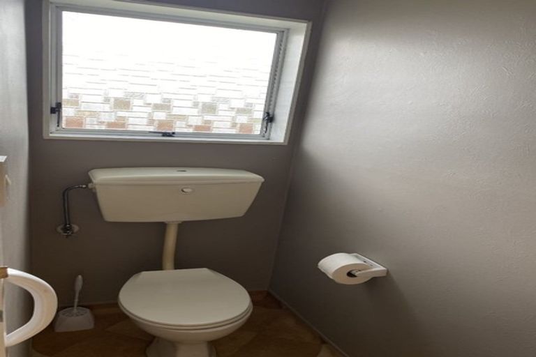 Photo of property in 3/302 Sylvan Road, Parkvale, Hastings, 4122