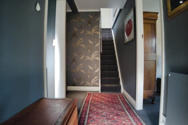 Photo of property in 60 Pembroke Road, Northland, Wellington, 6012