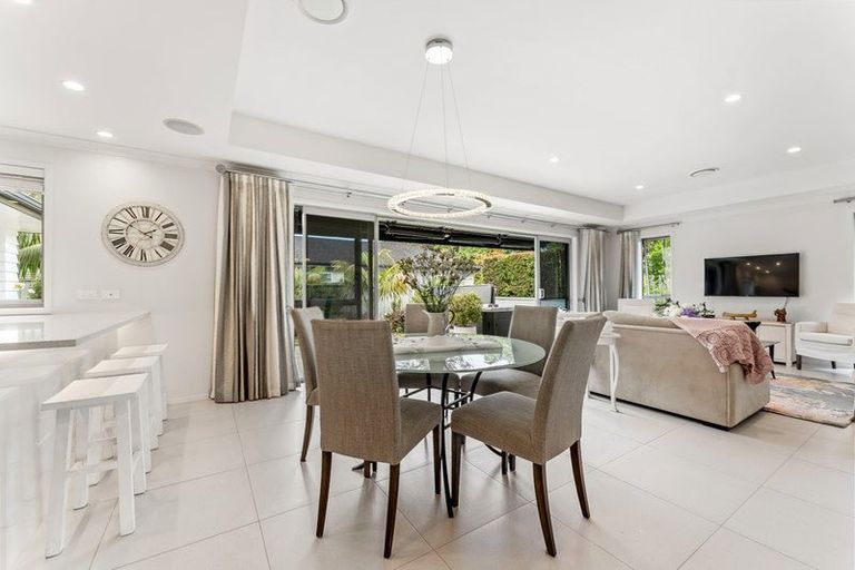 Photo of property in 11 Kelly Greens, Silverdale, 0932