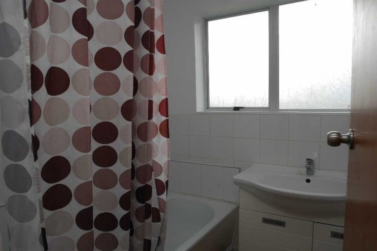 Photo of property in 43 Arawhata Road, Paraparaumu, 5032