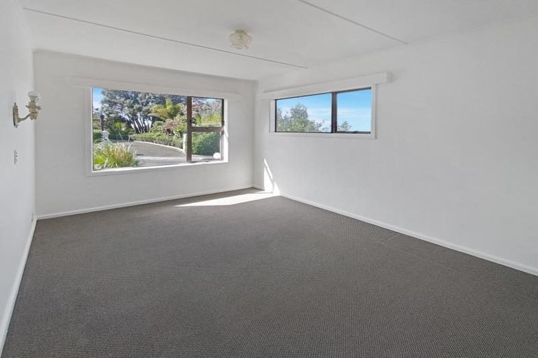 Photo of property in 32 Guys Hill Road, Hospital Hill, Napier, 4110