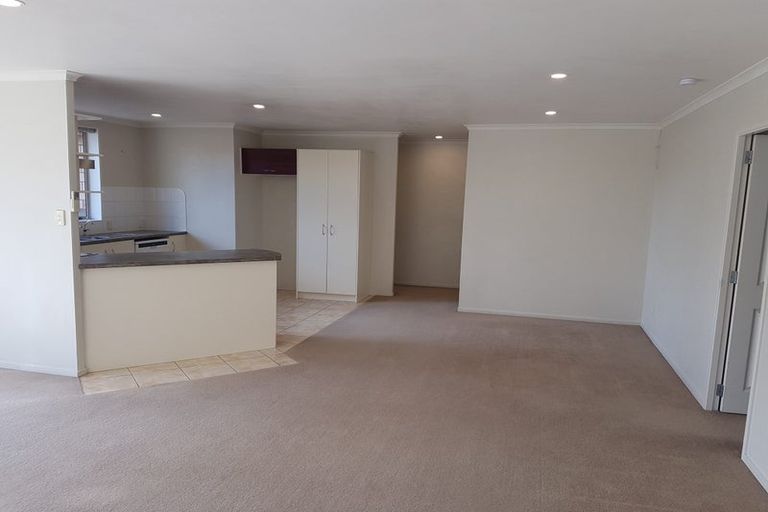 Photo of property in 34 Morewa Place, Takanini, 2112