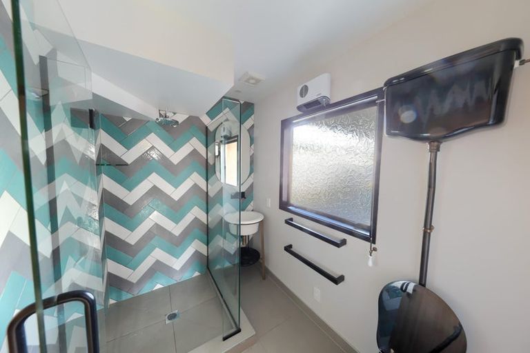 Photo of property in 2/17 Copeland Street, Hutt Central, Lower Hutt, 5011