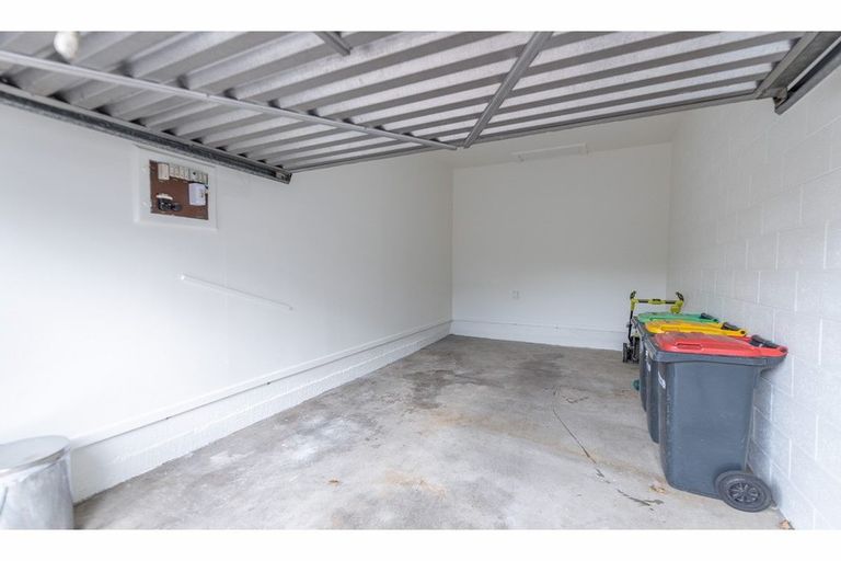 Photo of property in 2/120 Saint James Avenue, Papanui, Christchurch, 8053