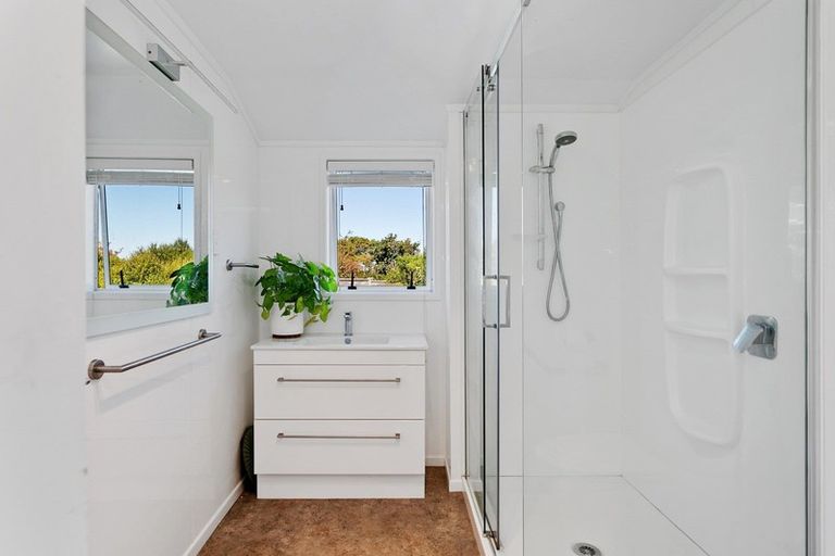 Photo of property in 21 Sunset Street, Hilltop, Taupo, 3330