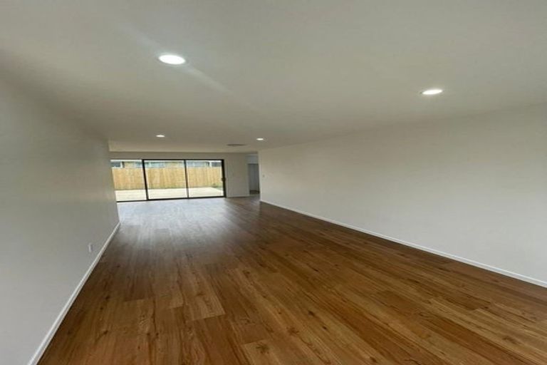 Photo of property in 5/29 Buckingham Crescent, Manukau, Auckland, 2025