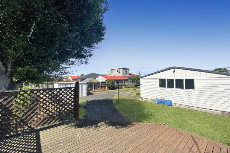 Photo of property in 20 Greenhurst Street, Sockburn, Christchurch, 8042