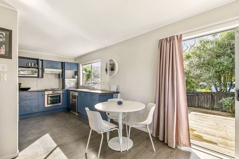 Photo of property in 1/60 Simon Ellice Drive, Bayview, Auckland, 0629
