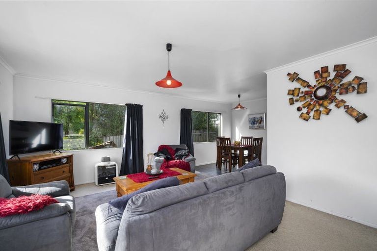 Photo of property in 82 Esmeralda Street, Welcome Bay, Tauranga, 3112