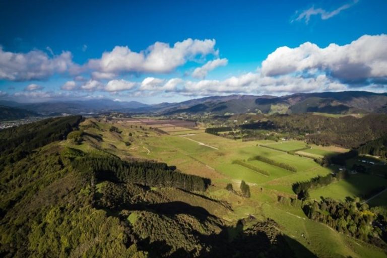 Photo of property in 401 Katherine Mansfield Drive, Blue Mountains, Upper Hutt, 5371