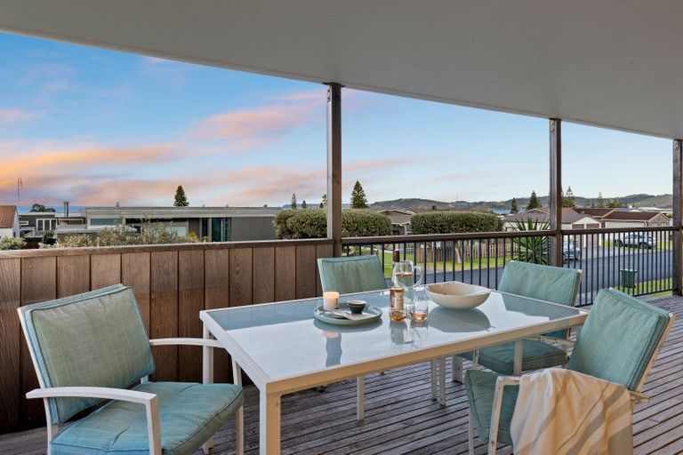 Photo of property in 4 Day Dawn Crescent, Omaha, Warkworth, 0986