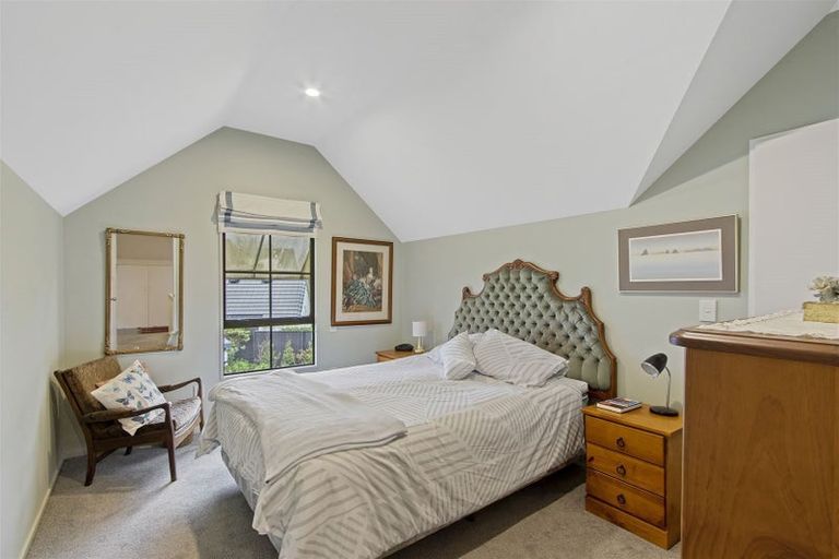 Photo of property in 10a Swanleigh Place, Ilam, Christchurch, 8041