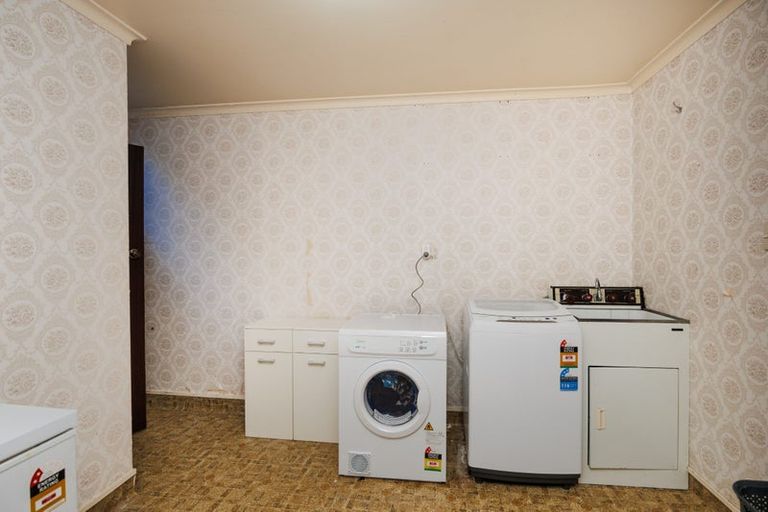 Photo of property in 18 Kentucky Way, Awapuni, Palmerston North, 4412