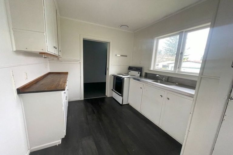 Photo of property in 10 Celia Place, Mangere East, Auckland, 2024