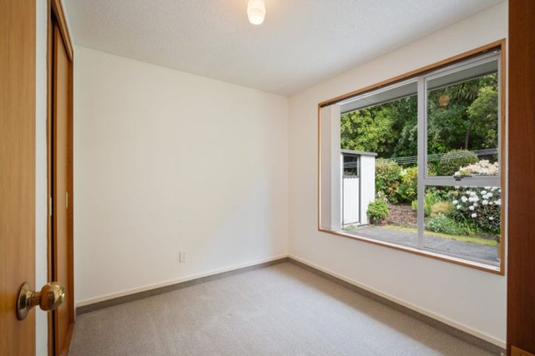 Photo of property in 6 Torvill And Dean Lane, Cashmere, Christchurch, 8022