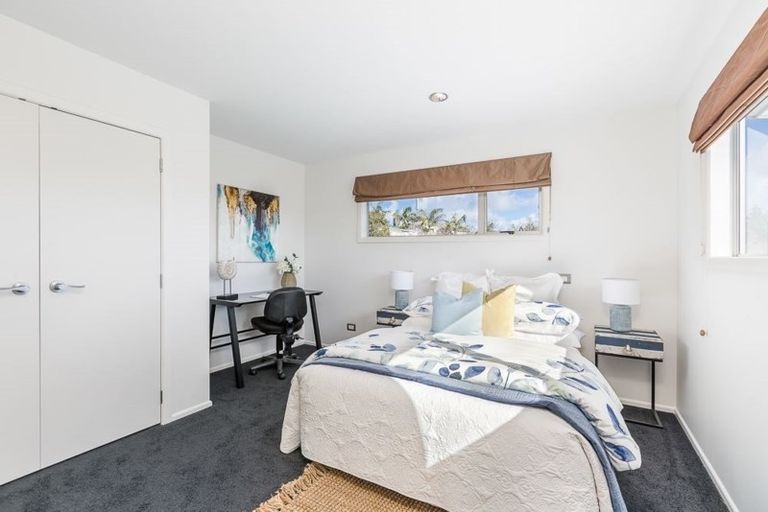 Photo of property in 117a Mokoia Road, Birkenhead, Auckland, 0626