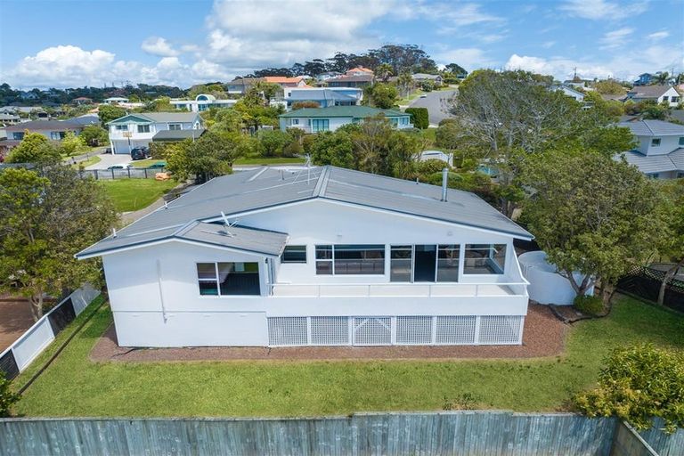 Photo of property in 4 Castaway Place, Gulf Harbour, Whangaparaoa, 0930